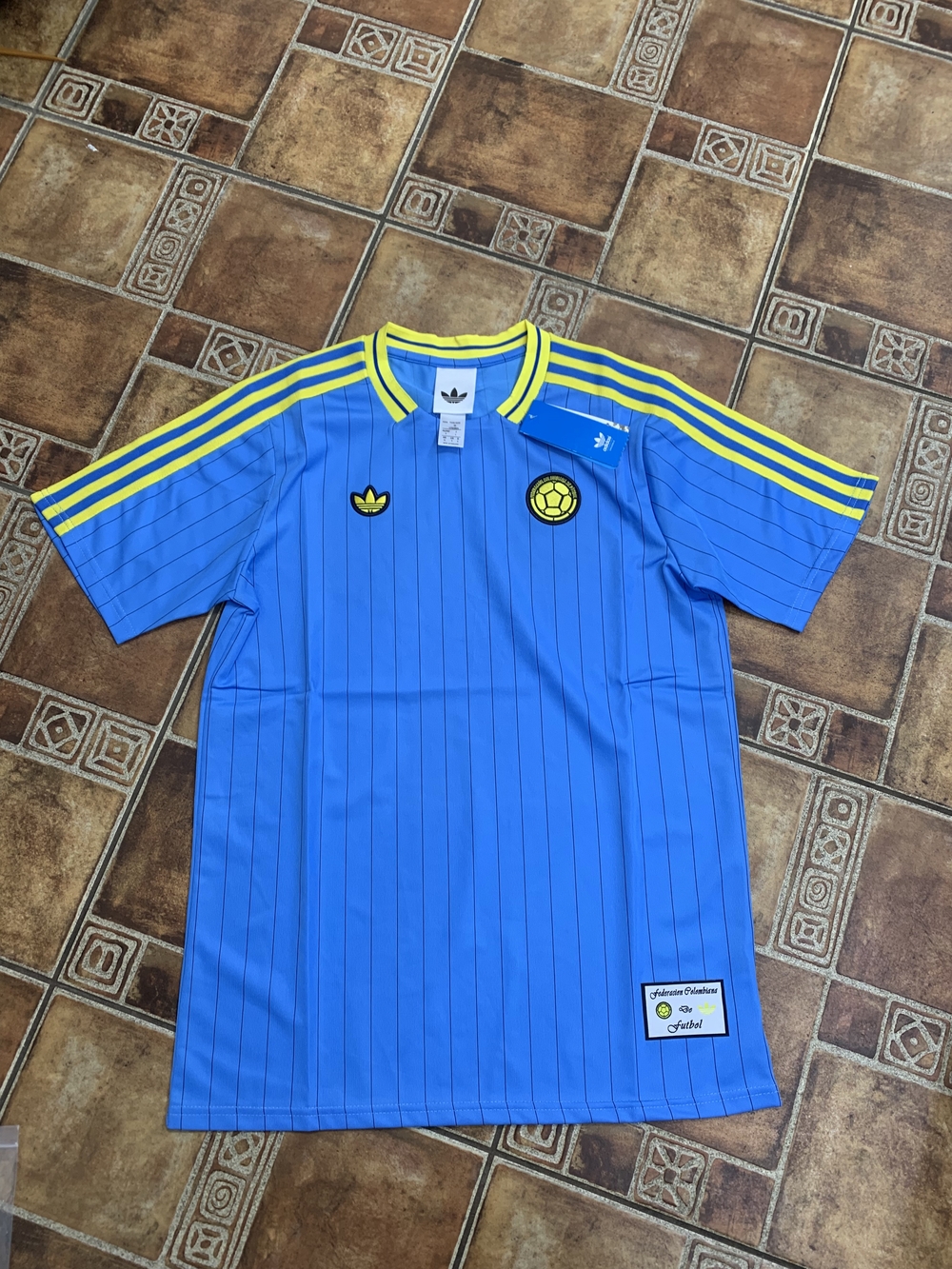 adidas Originals Colombia 2026 Terrace Icons Jersey Size M